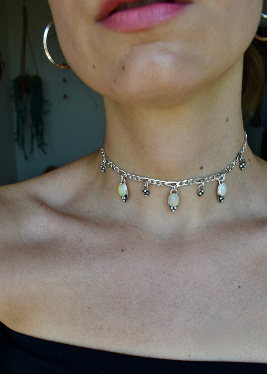 opal dots ᠅ choker necklace